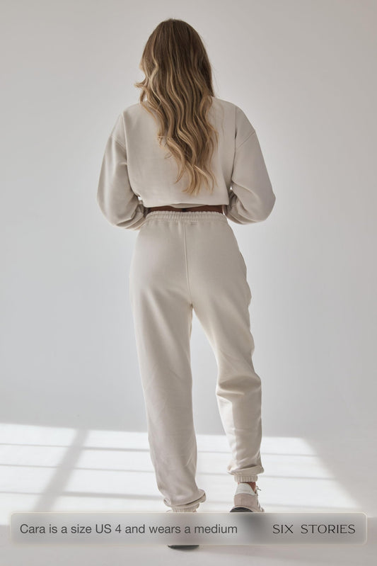 Six Stories Wifey Champagne Joggers for Cozy Honeymoon Travels | Soft & Comfy, Comfortable Lounge Sweatpants w/Relaxed Fit Ideal as Wedding, Anniversary, Valentine's Day, or Birthday Gift | Large