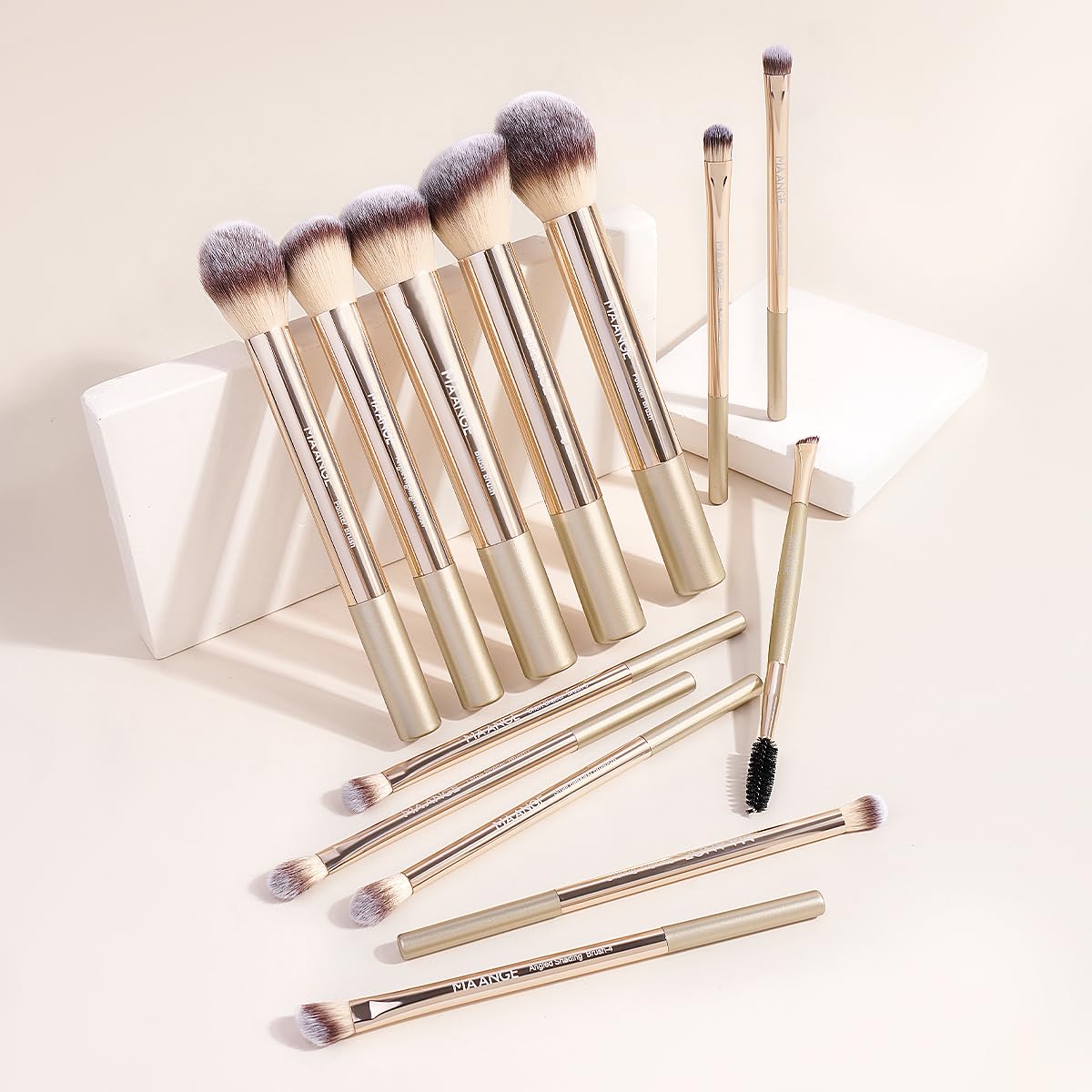 MAANGE 13 PCS Makeup Brushes Professional Make Up Brushes Premium Synthetic Powder Concealers Brushes Travel Makeup Brush Set with Case (Champagne)