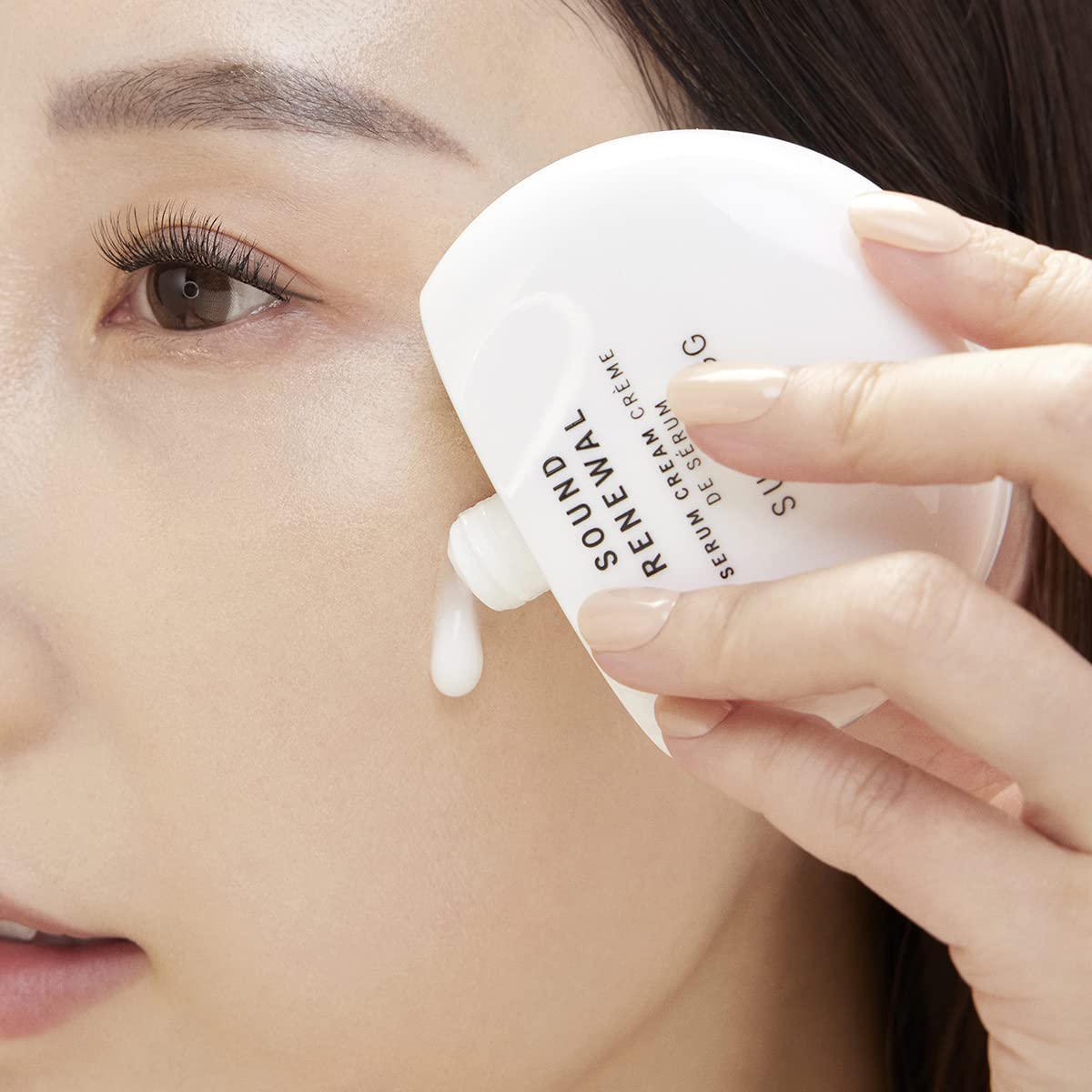 SUPEREGG Sound Renewal Serum Cream: For a fresh, luminous complexion. Nourishing serum cream with Panthenol and EGCG. 60 ML / 2 FL OZ