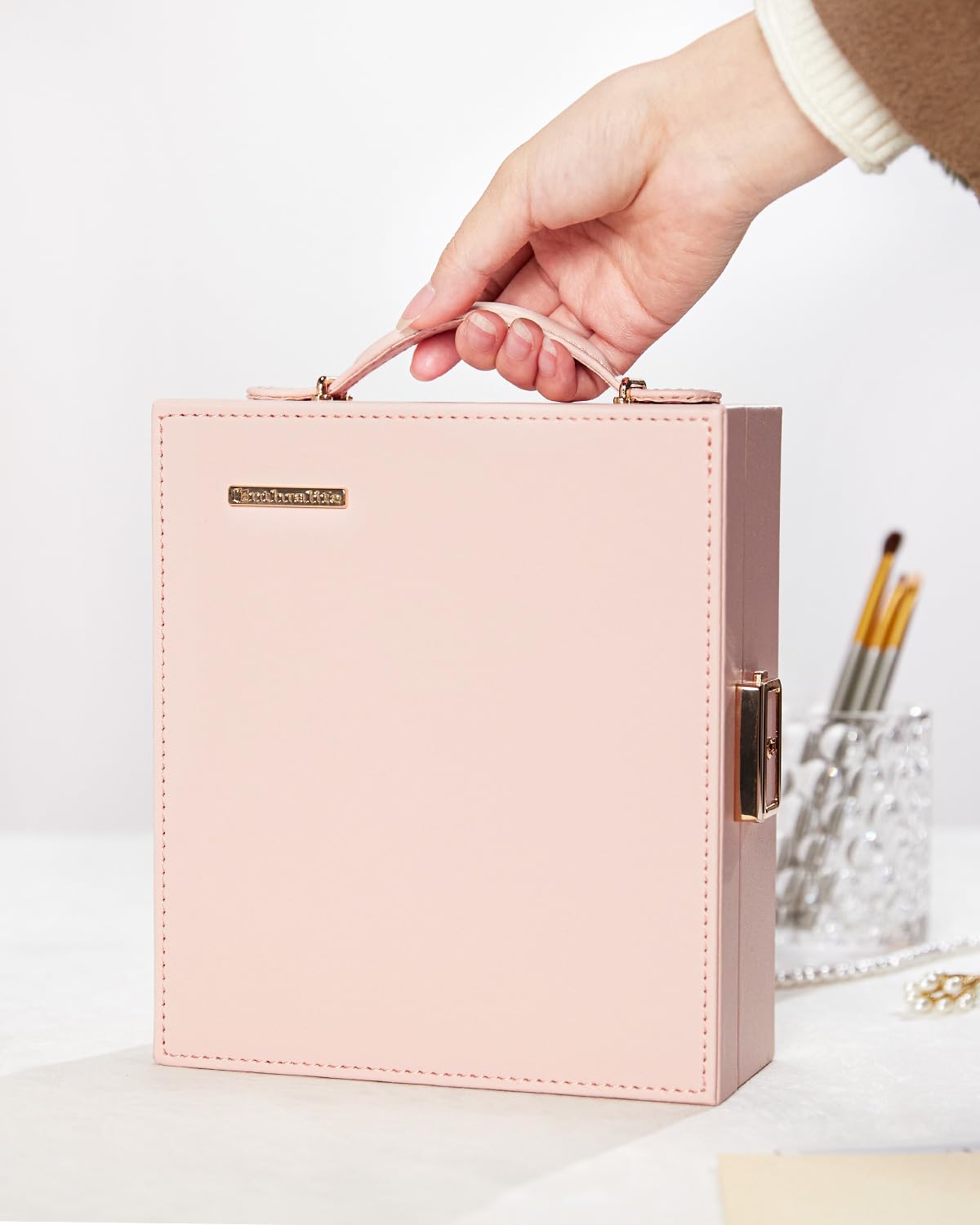 Enthralite Travel Jewelry Case, Essentials for vacation, Portable Bangle Box with Mirror, PU Leather Small Watch Organizer for Rings, Earrings, Necklaces, Bracelets (Light Pink)