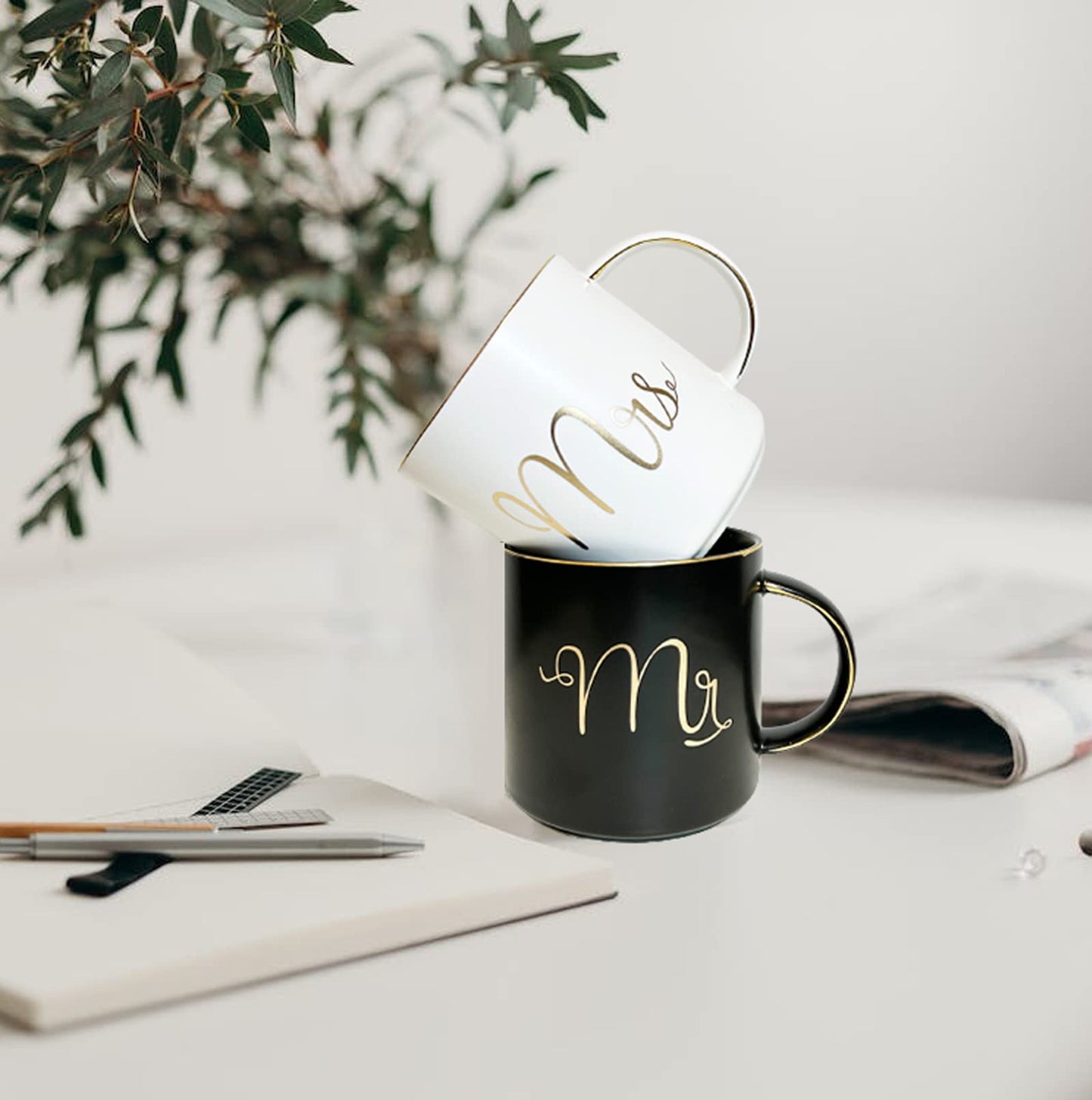 Cheardia 12 oz Mr and Mrs Mugs, Ceramic Coffee Mug Set Engagement Gifts for Couples, His and Hers Mugs for Bride and Groom, Anniversary, Valentines, Bridal Shower, Wedding, Black & White