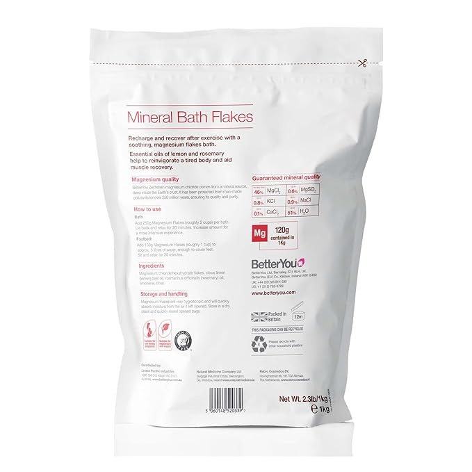 BetterYou Magnesium Muscle Bath Flakes - Mineral Bath Salts For Muscle Recovery - Post-Workout Soak For Sore Muscles - Natural Magnesium - 2.3 lb