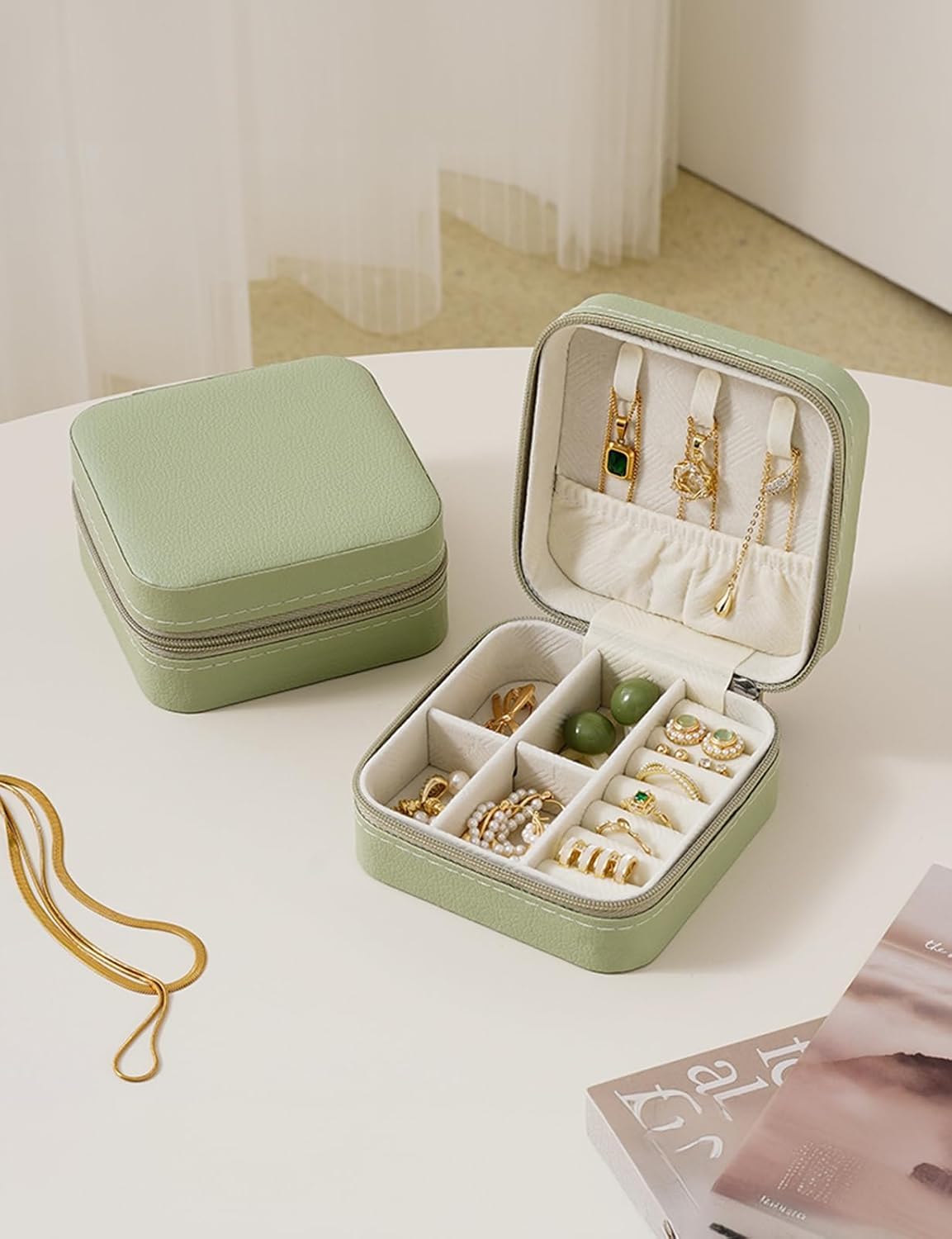 Travel Jewelry Case, Travel Jewelry Box, Mini Jewelry Travel Case, Jewelry Organizer Case, Portable Small Jewelry Organizer Storage Boxes - Best Gift for Women Girls.
