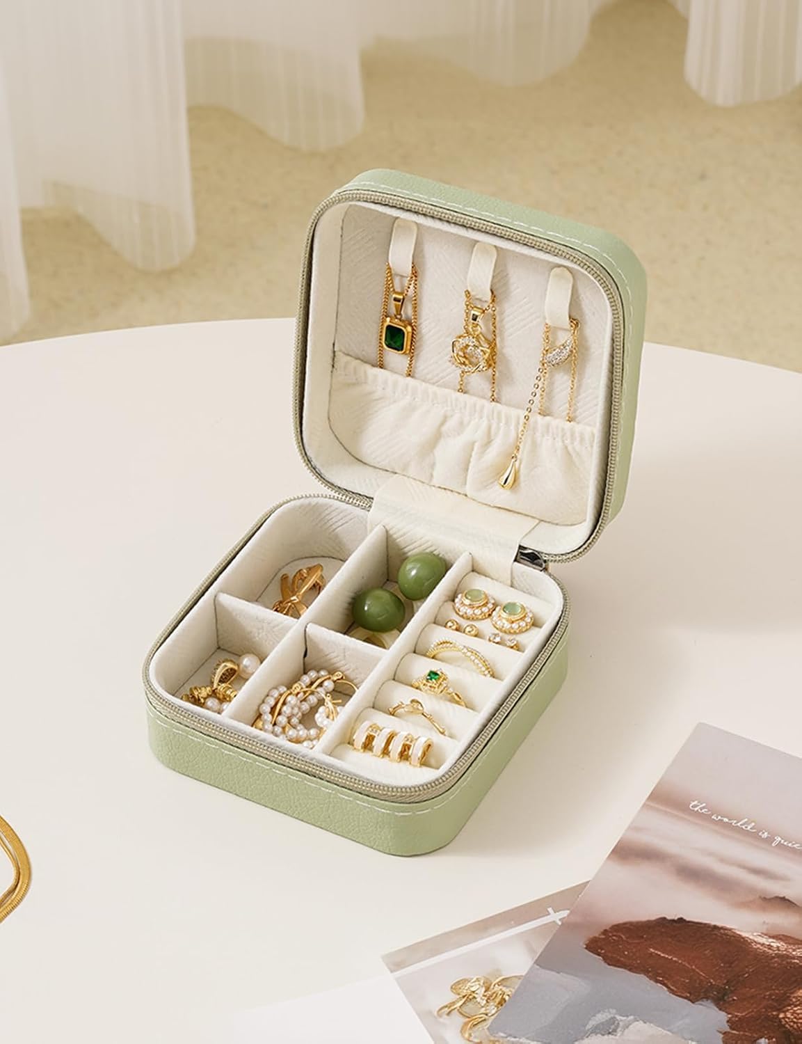 Travel Jewelry Case, Travel Jewelry Box, Mini Jewelry Travel Case, Jewelry Organizer Case, Portable Small Jewelry Organizer Storage Boxes - Best Gift for Women Girls.