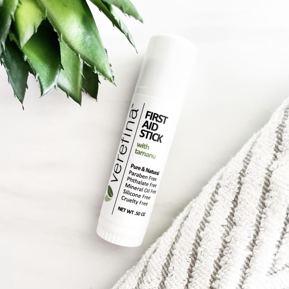 Verefina First Aid Stick with Tamanu Oil – Natural Solution for Cuts, Scrapes, Bug Bites & Minor Skin Irritations – Antioxidant Moisturizer, 100% Natural Ingredients, 0.50 oz