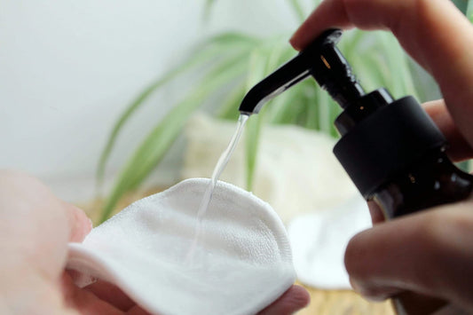 Evolve Organic Beauty - Deep Clean Micellar Water | Refresh, Hydrate, Soothe | Moringa Peptide, Hyaluronic Acid | Small-Batch, Vegan Clean Beauty (6.4 fl oz | 190 mL) Package May Vary