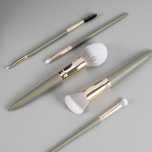 5pcs Travel Makeup Brush Set – Face & Eye Basic Brushes for Powder, Blush, Crease, Eyeshadow, Eyesbrow & Eyelash – Soft, Skin Friendly Synthetic Fiber – Your Make up Essential Brush Kit (Grey)