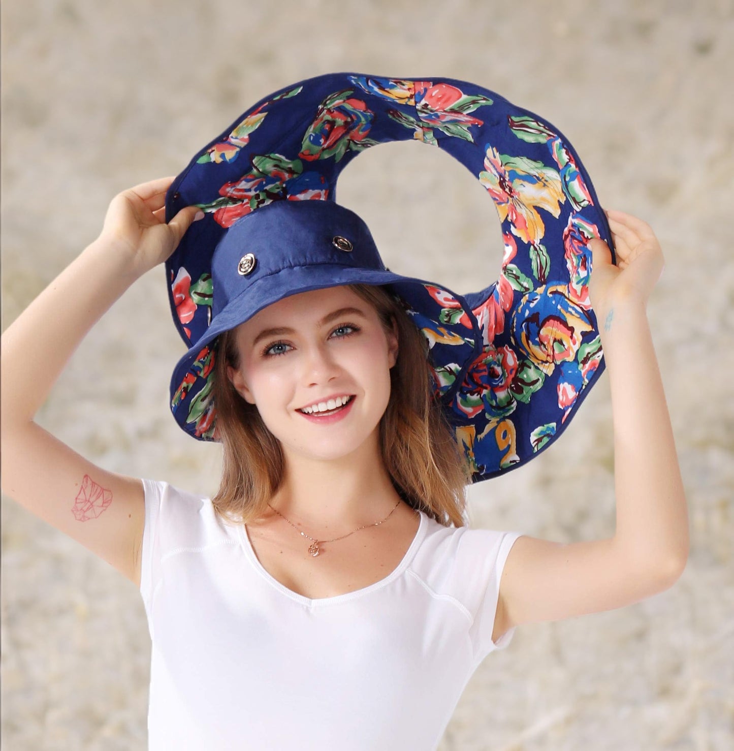 Packable Extra Large Brim Floppy Sun Hat Reversible UPF 50+ Beach Sun Bucket Hat