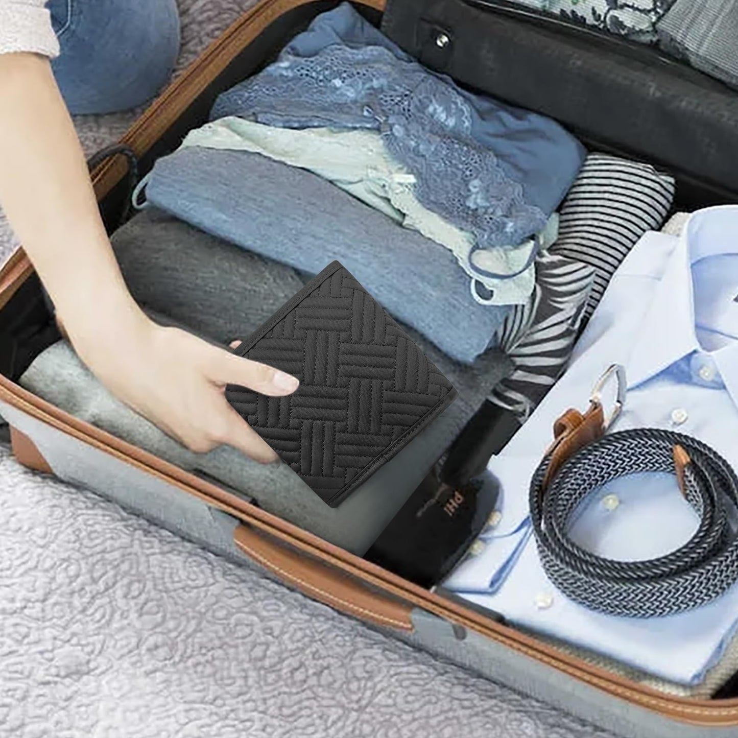 SUNRISING Travel Jewelry Organizer Case for Women, Foldable Jewelry Roll Pouch Bag with Portable Design for Journey Rings, Necklaces, Earrings, Bracelets, Mini - Black