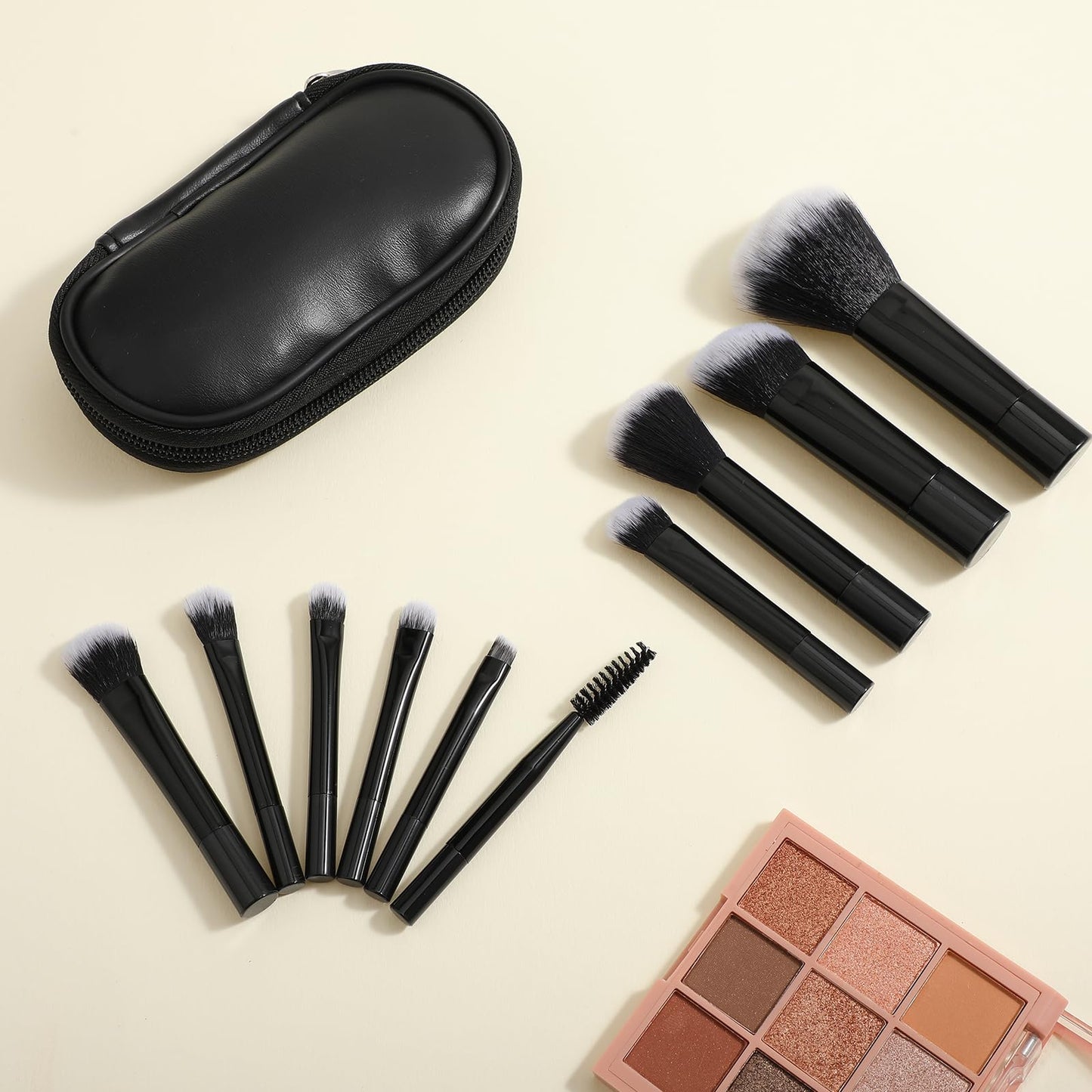 10 Pcs Travel Size Makeup Brushes Mini Makeup Brush Set with Pouch Portable On The Go Make up Brush Set Easy-taken Full Complete Function Cosmetic Brushes for Eyeshadow Eye Lipstick Foundation(Black)