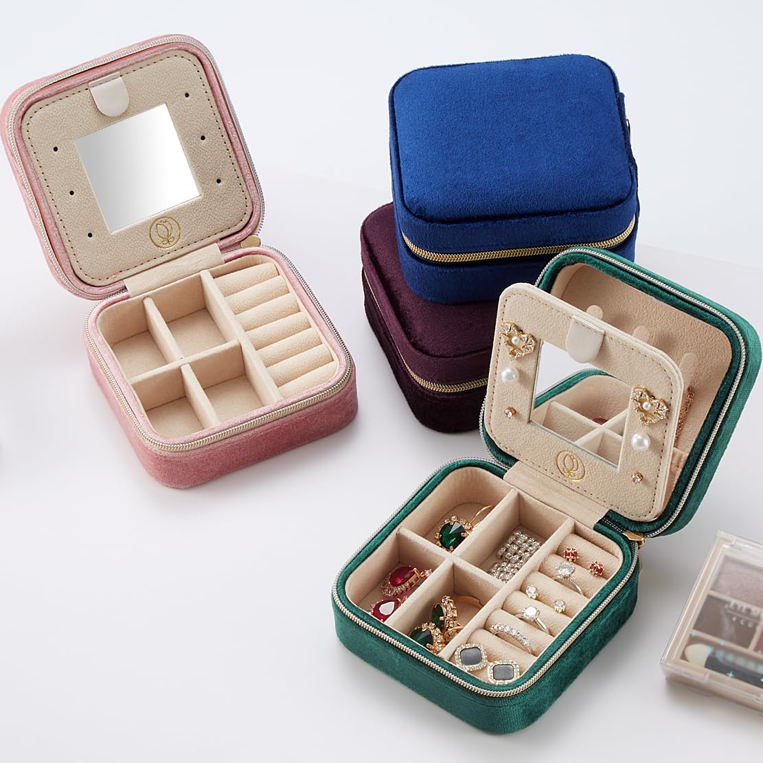 Plush Velvet Jewelry Travel Case,Small Jewelry Box,Traveling Jewelry Organizer,Portable Jewellery Storage Holder for Rings Earrings Necklace Bracelet, for Girls Women | Green-Mirror