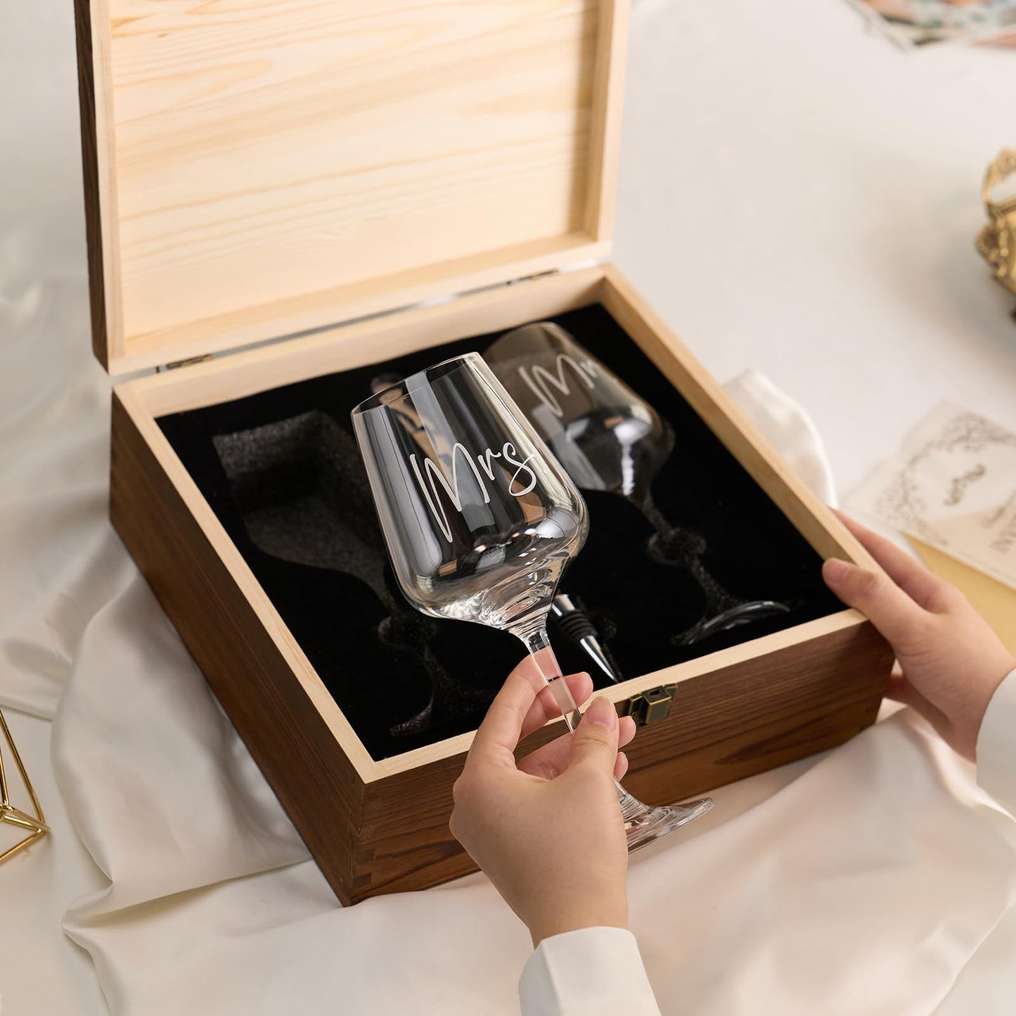 AW BRIDAL Mr Mrs Wine Glasses Set Wedding Gifts for Couples, Engagement Gift for Bride and Groom Newlyweds, Bridal Shower Gifts with Wine Opener Stopper and Engraved Wooden Keepsake Box