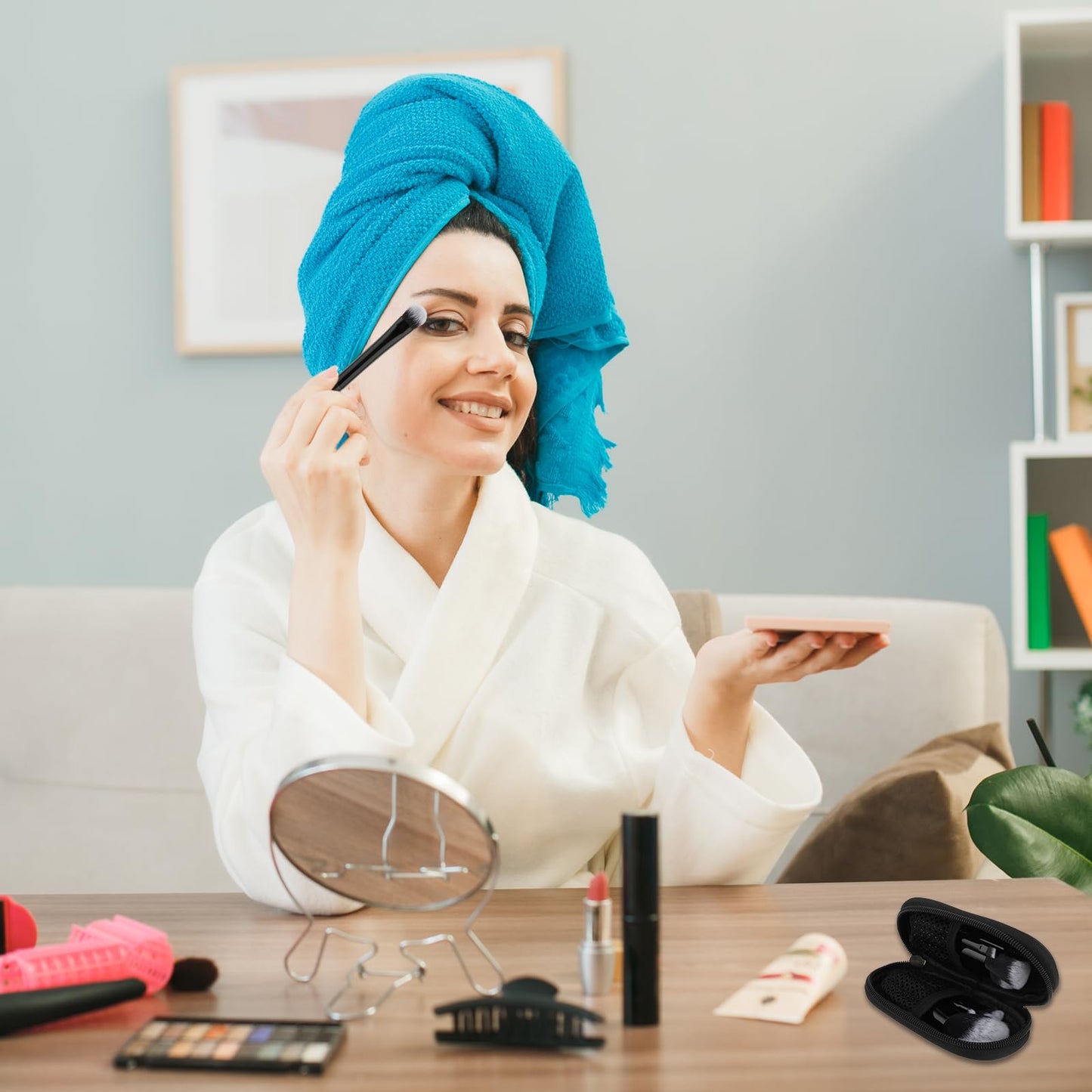 10 Pcs Travel Size Makeup Brushes Mini Makeup Brush Set with Pouch Portable On The Go Make up Brush Set Easy-taken Full Complete Function Cosmetic Brushes for Eyeshadow Eye Lipstick Foundation(Black)