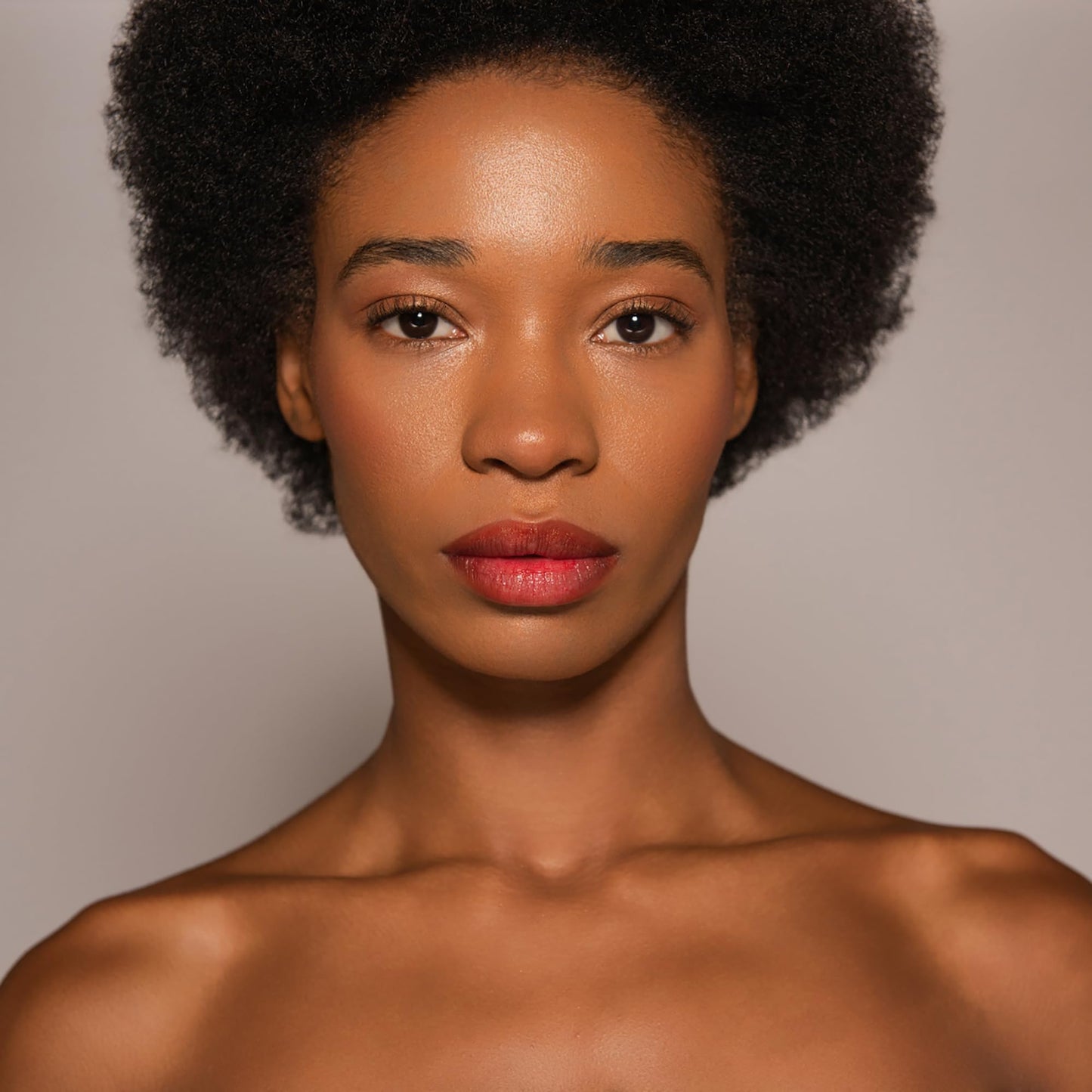 Dr. PawPaw Multipurpose Soothing Tinted Balm - Lip Balm for Lips, Cheeks, Eyes – Tinted Lip Balm - Lip Moisturizer with Pawpaw - Ultimated Red - 0.84 oz