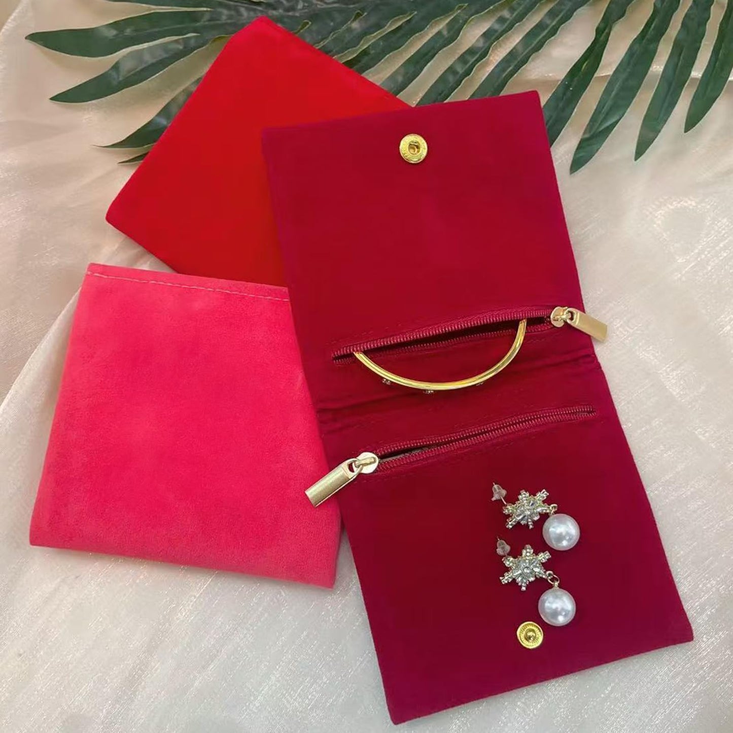 3pcs Small Jewelry Bags Zipper Jewelry Pouches Jewelry Organizer Cases Jewerly Rolls Small Bags for Jewelry Gift Bags Little Bags for Jewelry Travel Jewelry Pouch, 4"x4",Red