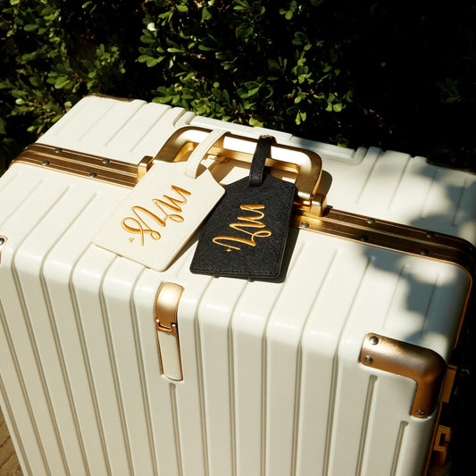 Mr. & Mrs. Luggage Tags & Honeymoon Beach Sand Keepsake Set, Wedding, Bridal Shower, Engagement Gifts for Couples (Black Gold Mr+White Gold Mrs+Honeymoon Sand)