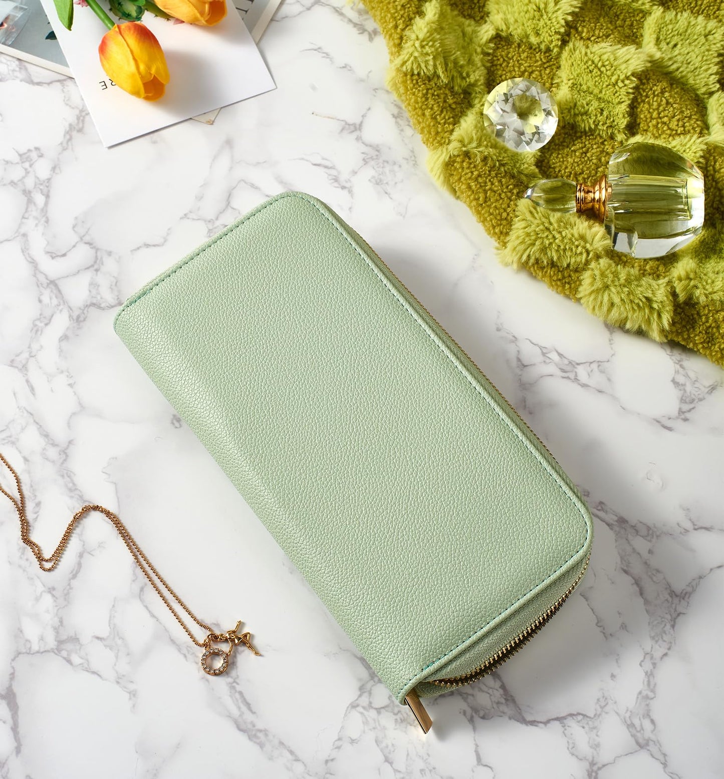 FEMIECHO Travel Jewelry Organizer Case - for Tangle-Free Necklaces, Earrings, Rings, Bracelets Storage, Travel Essentials, Fashion Portable Jewelry Travel bags for Women - Medium Macaron Green