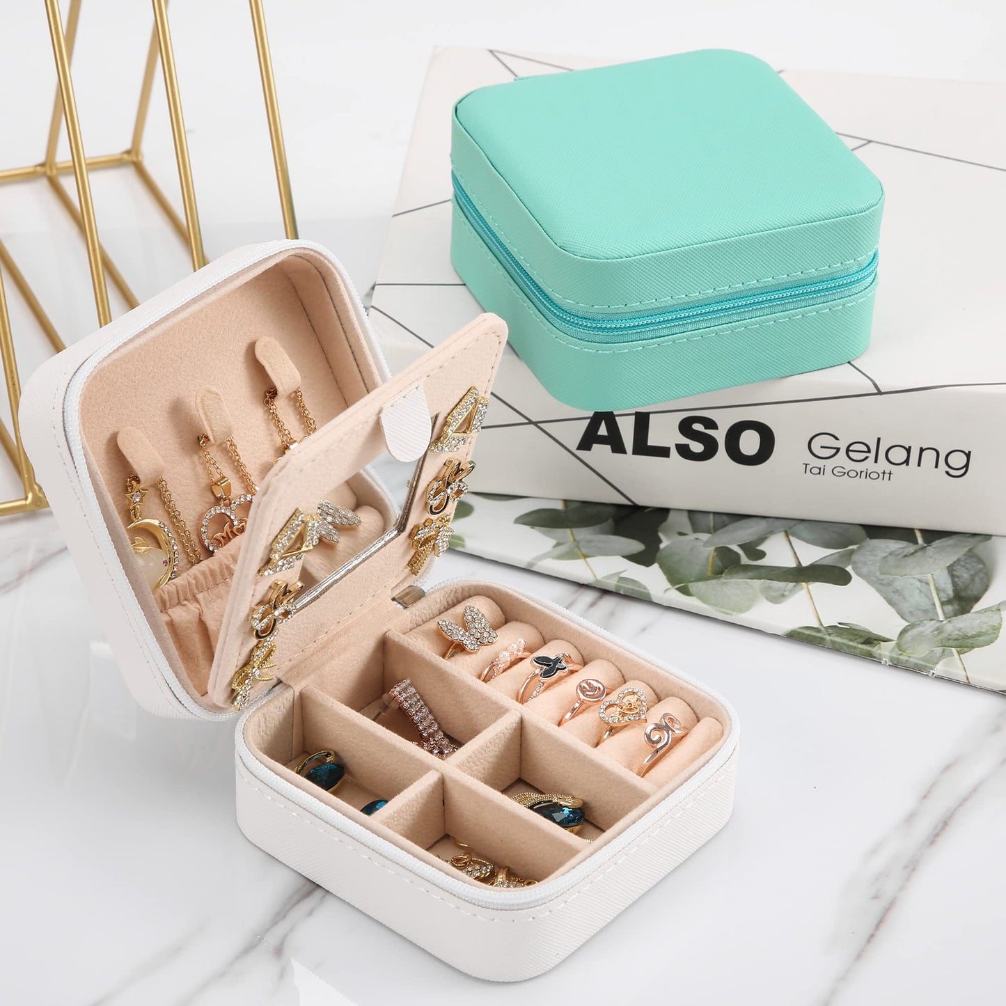 XZUZ Small Travel Jewelry Box With Mirror, Portable Jewelry organizer Display Storage Box for Earrings Rings Necklaces, Jewelry ase for female Girls (White 2pcs).