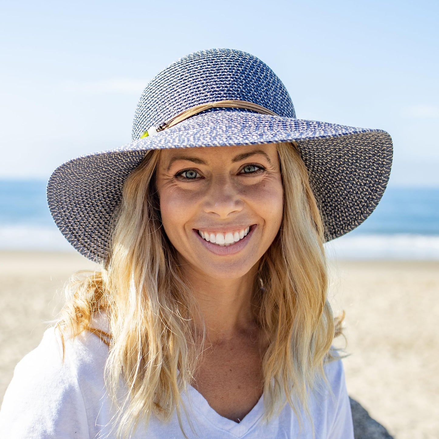 Sunday Afternoons Sol Seeker Sun Hat for Women - Floppy Wide Brimmed UV Protection, Beach, Summer Sunhat, Gardening - Packable SPF Garden Hats, UPF 50+, Agate, Medium
