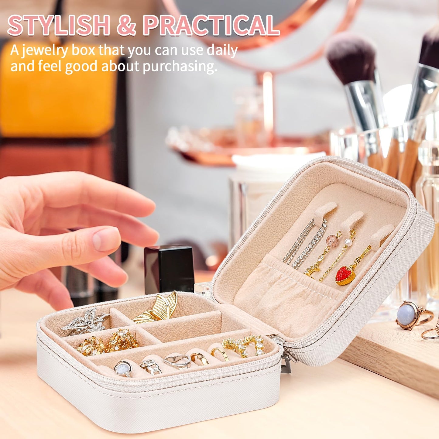 Leezmark 8 Pcs Jewelry Travel Case, Bridesmaid Gifts Set Of 6 & 8, Velvet Portable Jewelry Travel Organizer Small Jewelry Box Bridesmaid Proposal Gifts Box Mini Storage Organizer Storage Box, White