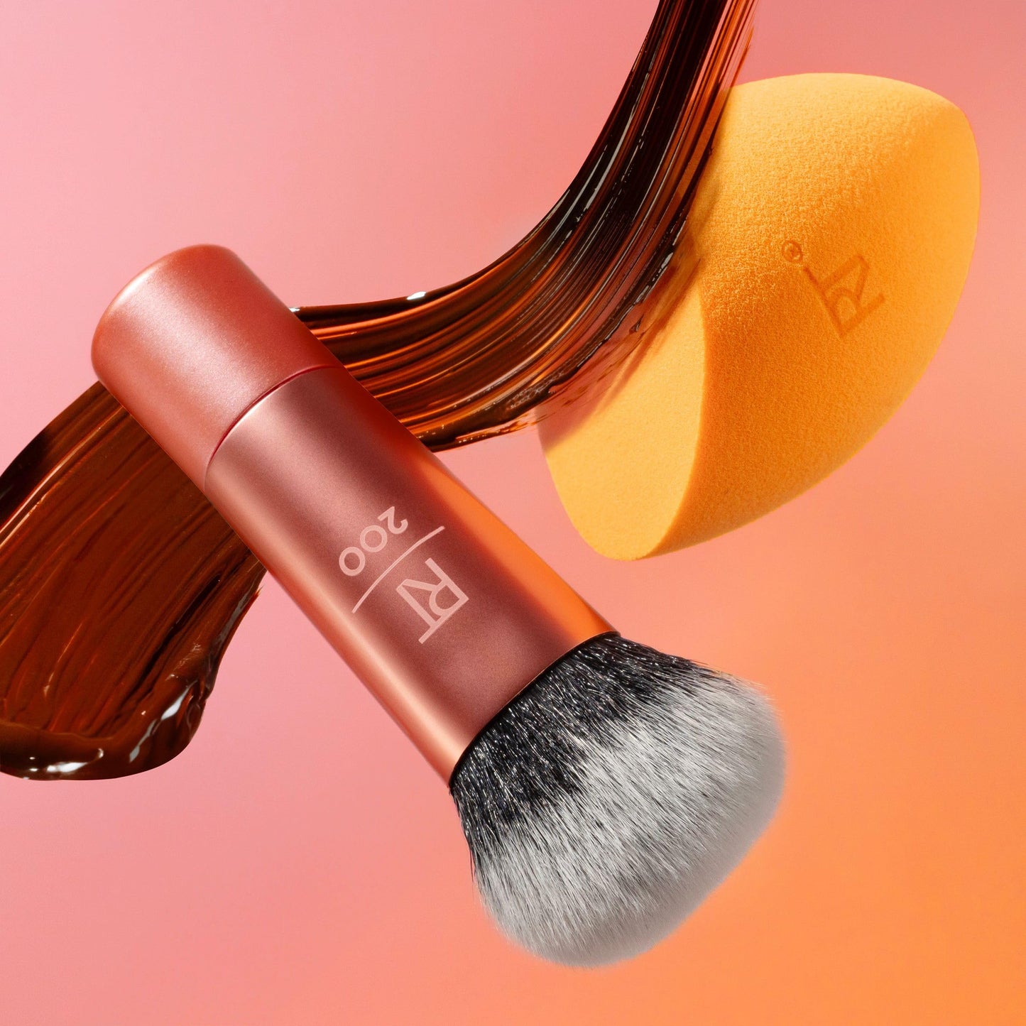 Real Techniques Mini Travel Duo, Makeup Brush Set For Traveling, Mini Foundation Brush & Makeup Blender Sponge For Blending On-The-Go, Achieve A Complete Base, Latex & Cruelty-Free, 2 Piece Set