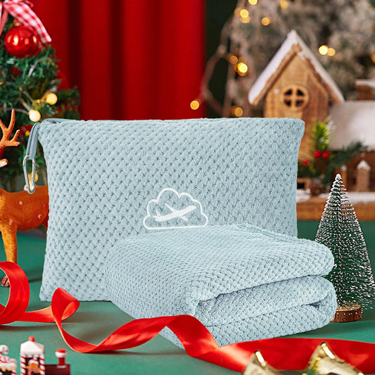 BEDELITE Travel Blanket with Bag, Ultra-Soft Jacquard Fleece Blanket with Luggage Sleeve & Backpack Clip, Airplane Blanket Travel Essentials, Blue