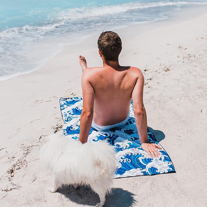 4Monster Microfiber Beach Towel Quick Dry,Super Absorbent Lightweight Travel Towel for Swimmers, Sand Free Camping Towel, Beach Towels for Pool,Swim,Water Sports,Yoga