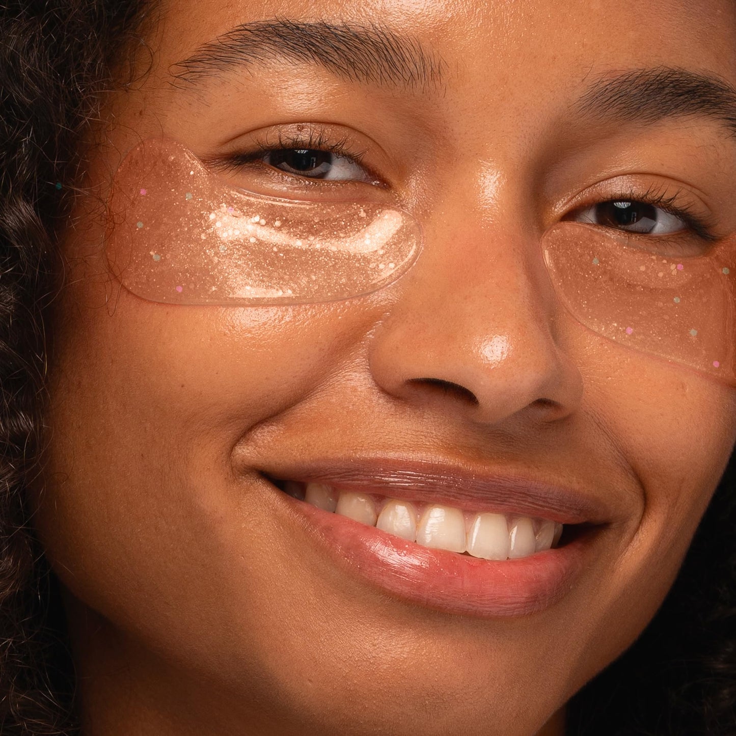 MAREE Eye Gels - Pads Under Eye Patches for Puffy Eyes and Dark Circles with Collagen & Hyaluronic Acid - Anti Wrinkles Under Eye Masks Skincare Treatment for Puffiness & Bags - Parches Para Ojeras