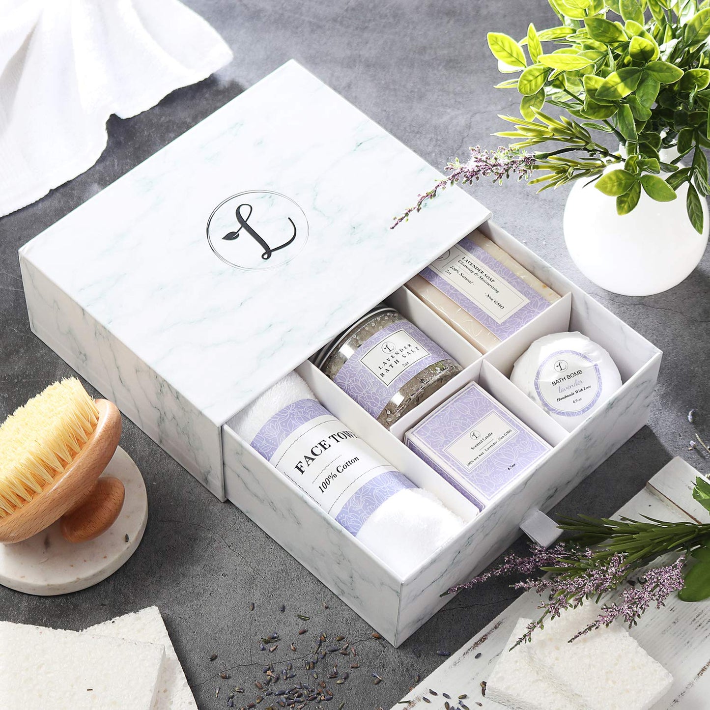 Spa Gift Set, Natural Lavender, Gift Box Includes Bath Bomb, Bath Salt, Hand Soap, Scented Candle, Face Cloth and Gift Box. Best Gift for Her (Spa Gift Set)