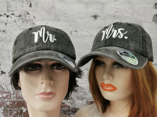 Matching Mr and Mrs Baseball Hats, Washed Black & Black Embroidered Hats Caps Couples Set, Bridal Gift, Newlywed Honeymoon Wedding Gift