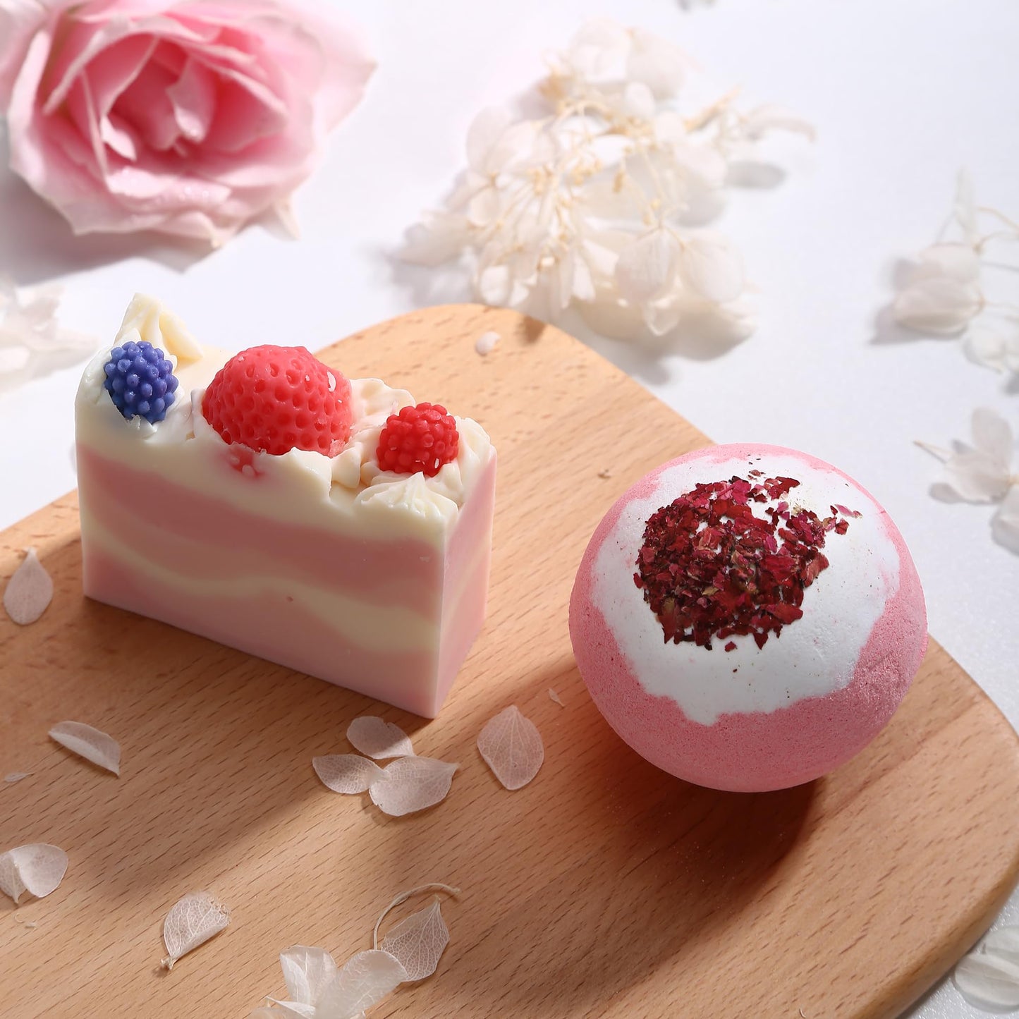 Happy Birthday Gifts for Women Who Have Everything, Birthday Baskets Kit Set for Women, Birthday Gifts Ideas for Her, Mom, Mother, Sister, Female Best Friends, Coworkers, Daughter, Unique Gifts Boxes