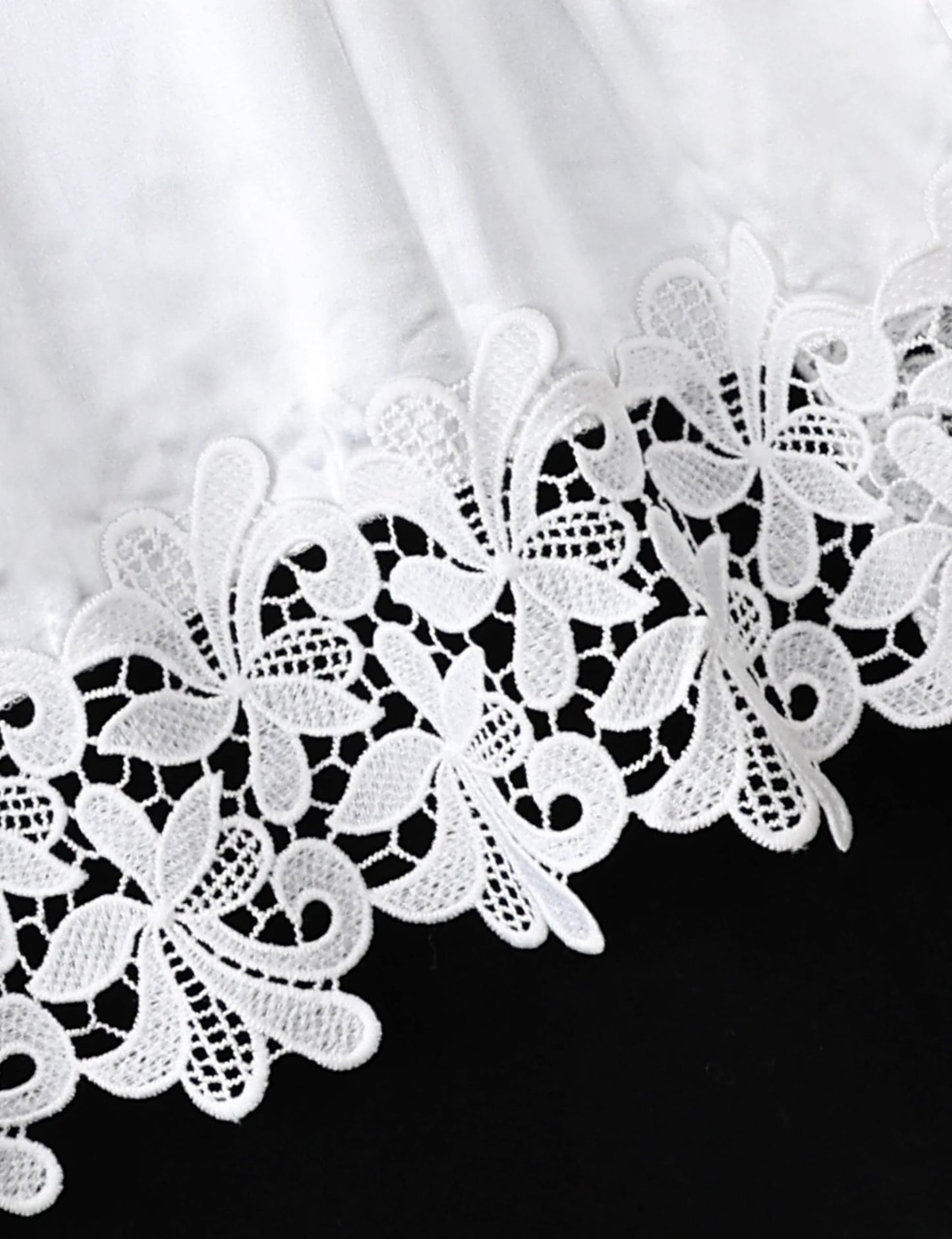 EPLAZA Bride Robe for Wedding Day Set Bridal Robe Lace Trim Silky Embroidery Satin Kimono for Bridal Party (White-Bride, Small-Medium)