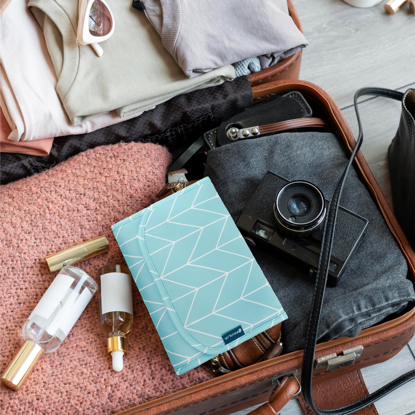 PAVILIA Travel Jewelry Case Organizer, Foldable Jewelry Travel Roll Bag, Small Jewelry Travel Pouch Wallet for Earrings, Rings, Necklaces, Bracelets, Travel Packing Accessories (Chevron Teal)