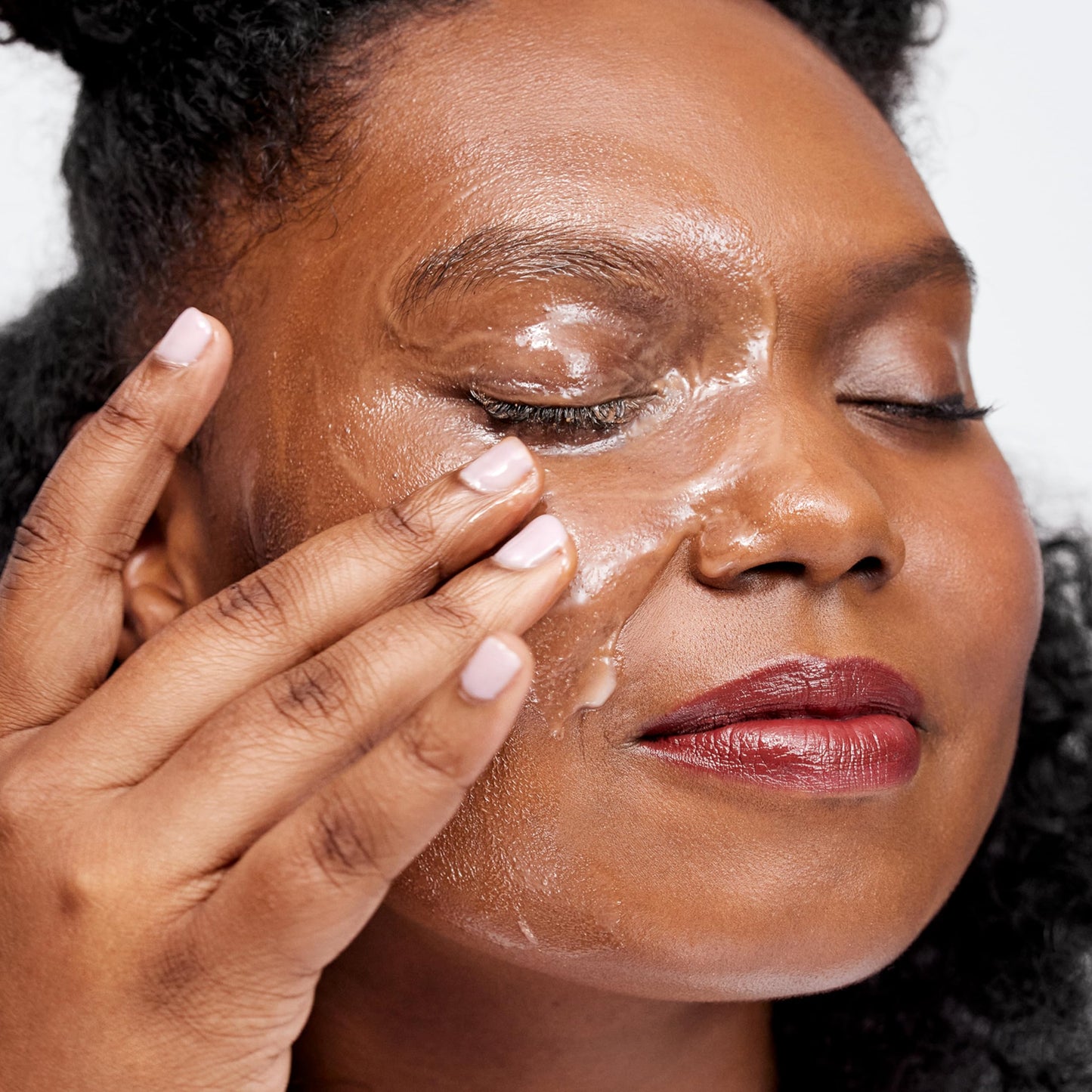 Clinique Take The Day Off Cleansing Balm Makeup Remover | Dissolves Face + Eye Makeup and Sunscreen | For All Skin Types, 1 ounce