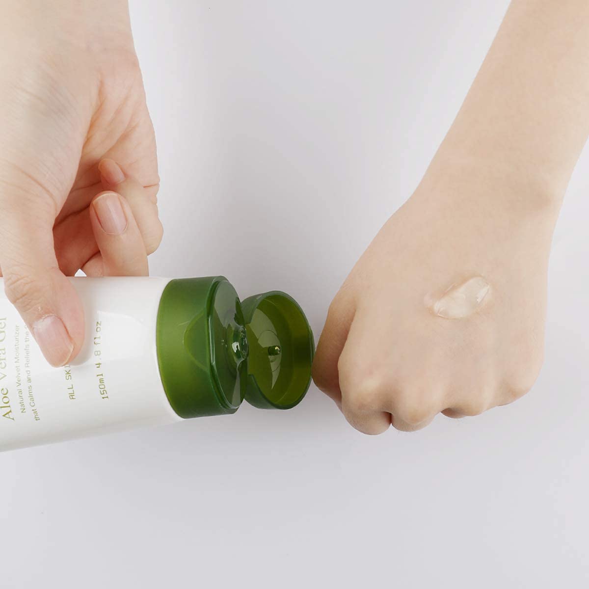 OxygenCeuticals Soothing Aloe Vera Gel (150ml/5 fl. oz) – Natural Hydrating Gel for Face & Body, Moisturizing After-Sun Care with Aloe Vera, Centella Asiatica, and Hyaluronic Acid