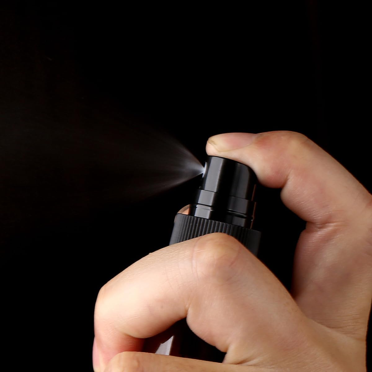 SINIDE Empty Spray Bottles 100 ml/3.4 oz, Blue Plastic Fine Mist Mini Travel Bottle Set, Portable Refillable Makeup Sprayer Containers for Perfume, Liquids, Aromatherapy, Cleaning Solution (4 Pack)