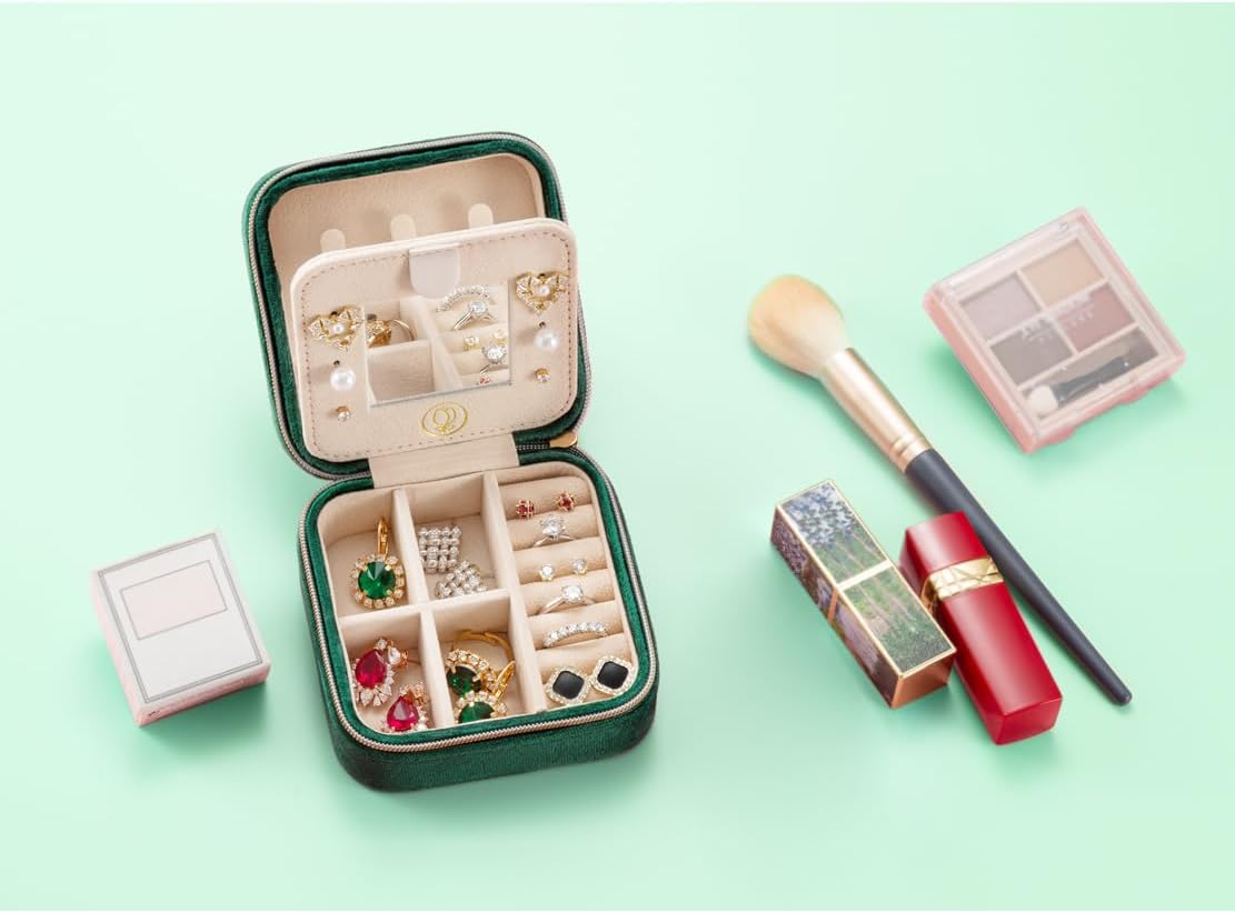Plush Velvet Jewelry Travel Case,Small Jewelry Box,Traveling Jewelry Organizer,Portable Jewellery Storage Holder for Rings Earrings Necklace Bracelet, for Girls Women | Green-Mirror