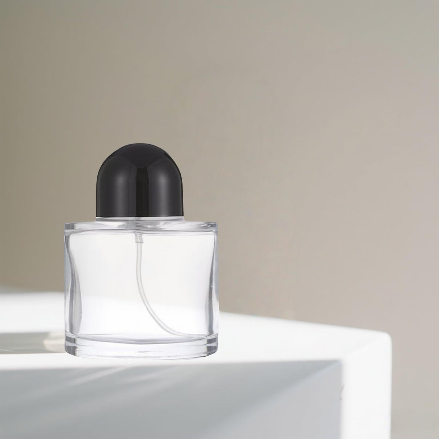 100ML/3.4OZ Refillable & Empty Perfume Bottle - Leak-Proof Glass Perfume Atomizer Sprayer, Travel-Friendly Mini Perfume Bottle for Fragrance, Cosmetics, Essential Oils (Black)