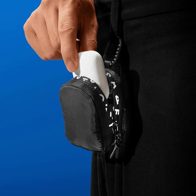 CASETiFY Earbuds Pouch - Chrome Bows - Black