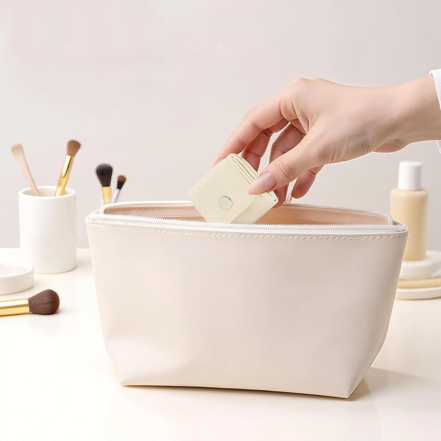 Mini Travel Jewelry Bag Mini Travel Jewelry Roll Bag with Buckle Portable Jewelry Pouch Travel Jewellery Organizer Case Small Foldable Jewellery Box for Earrings, Rings, Necklaces (3pcs) (Beige)