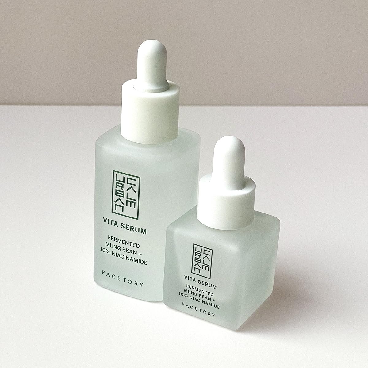 Urban Calm Hydrating Vita Serum Mini Travel Size 15 ml - Glow Boosting Facial Serum with Fermented Mung Bean and 10% Niacinamide for Fine Lines & Wrinkles - Smoothing and Calming