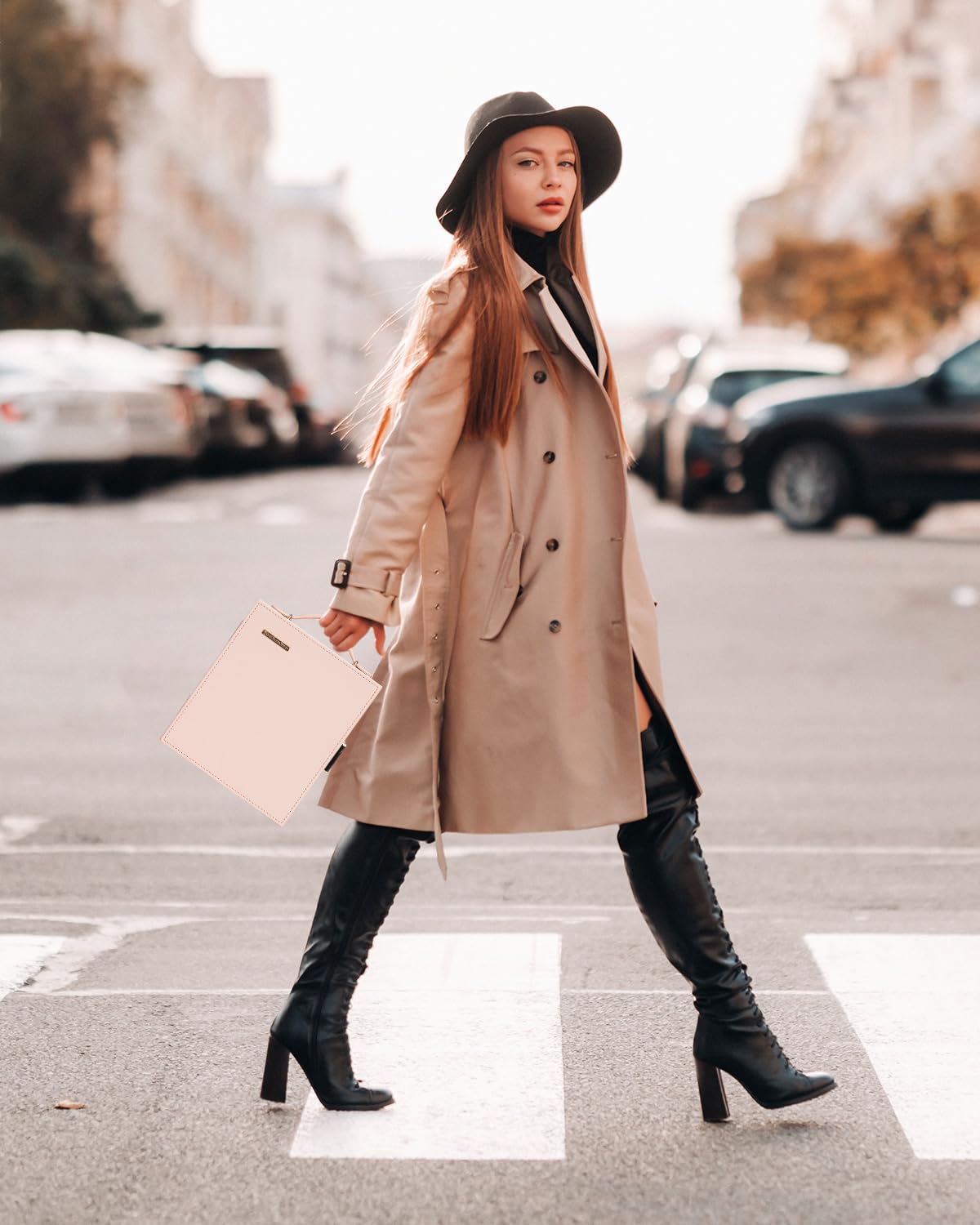 Enthralite Travel Jewelry Case, Essentials for vacation, Portable Bangle Box with Mirror, PU Leather Small Watch Organizer for Rings, Earrings, Necklaces, Bracelets (Light Pink)