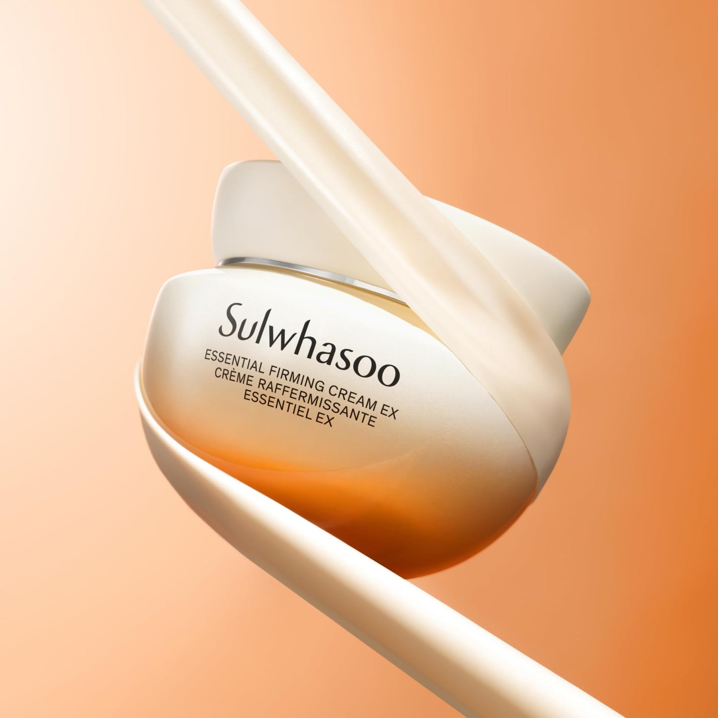 Sulwhasoo Essential Firming Cream - A hypoallergenic, whipped moisturizing cream that visibly improves firmness. Packaging May Vary