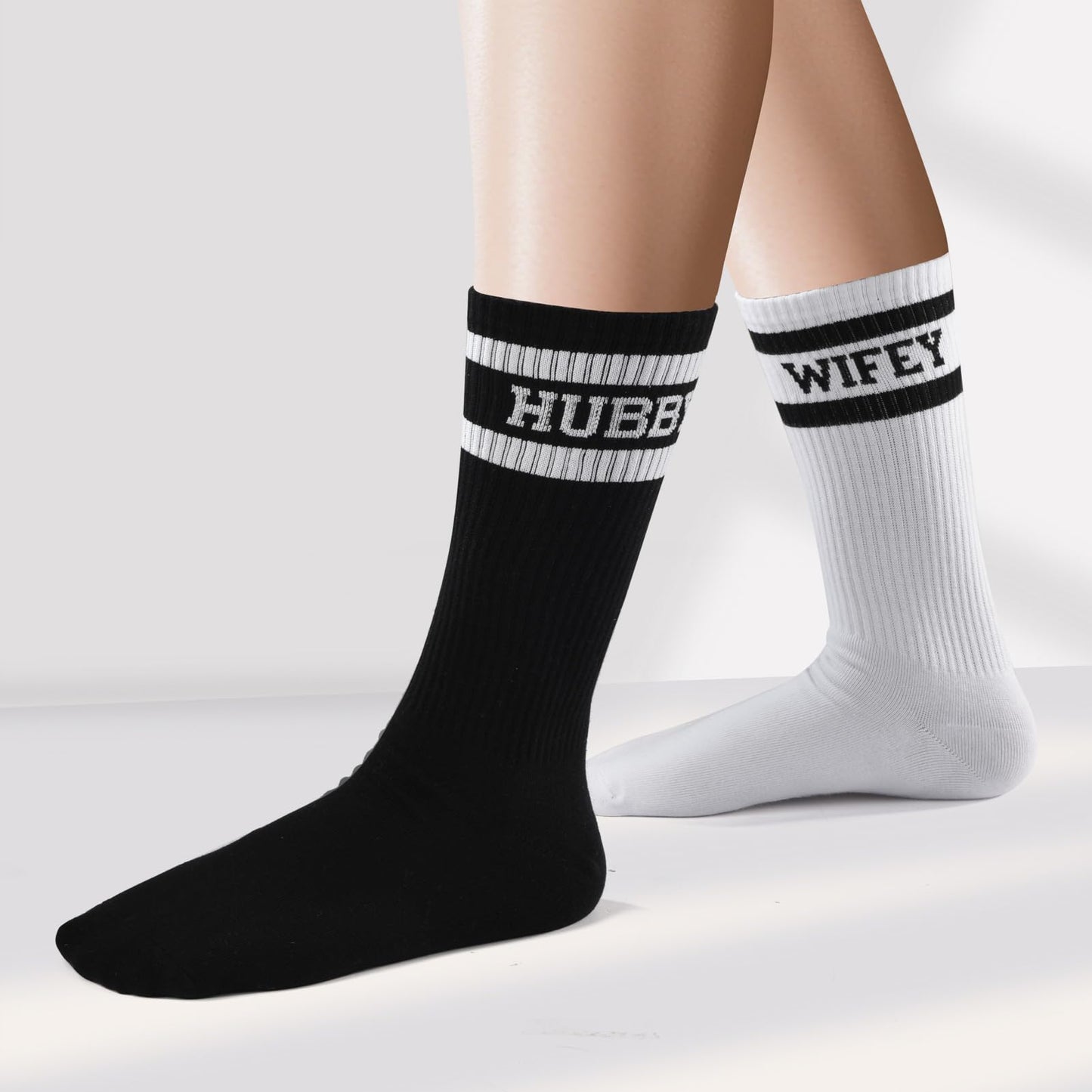 Jacriah Couples Socks Set Newlyweds Gift – Hubby and Wifey Wedding Socks for Bride & Groom, Engagement Gift Bridal Shower Gifts (Hubby and Wifey)