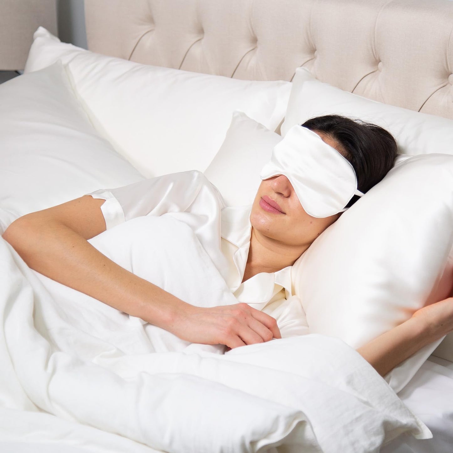 Fishers Finery 25 Momme Mulberry Silk Travel Sleep Mask |Adjustable Strap (Natural White-No Dyes)