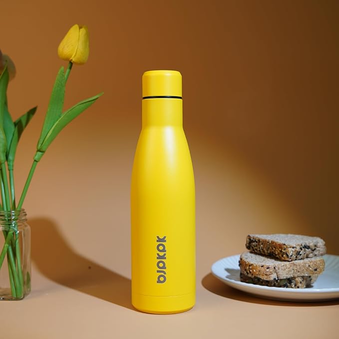 BJPKPK 25oz Insulated Water Bottle Double Wall Vacuum Insulated Stainless Steel Water Bottles for Spots Keep Cold and Hot,Yellow