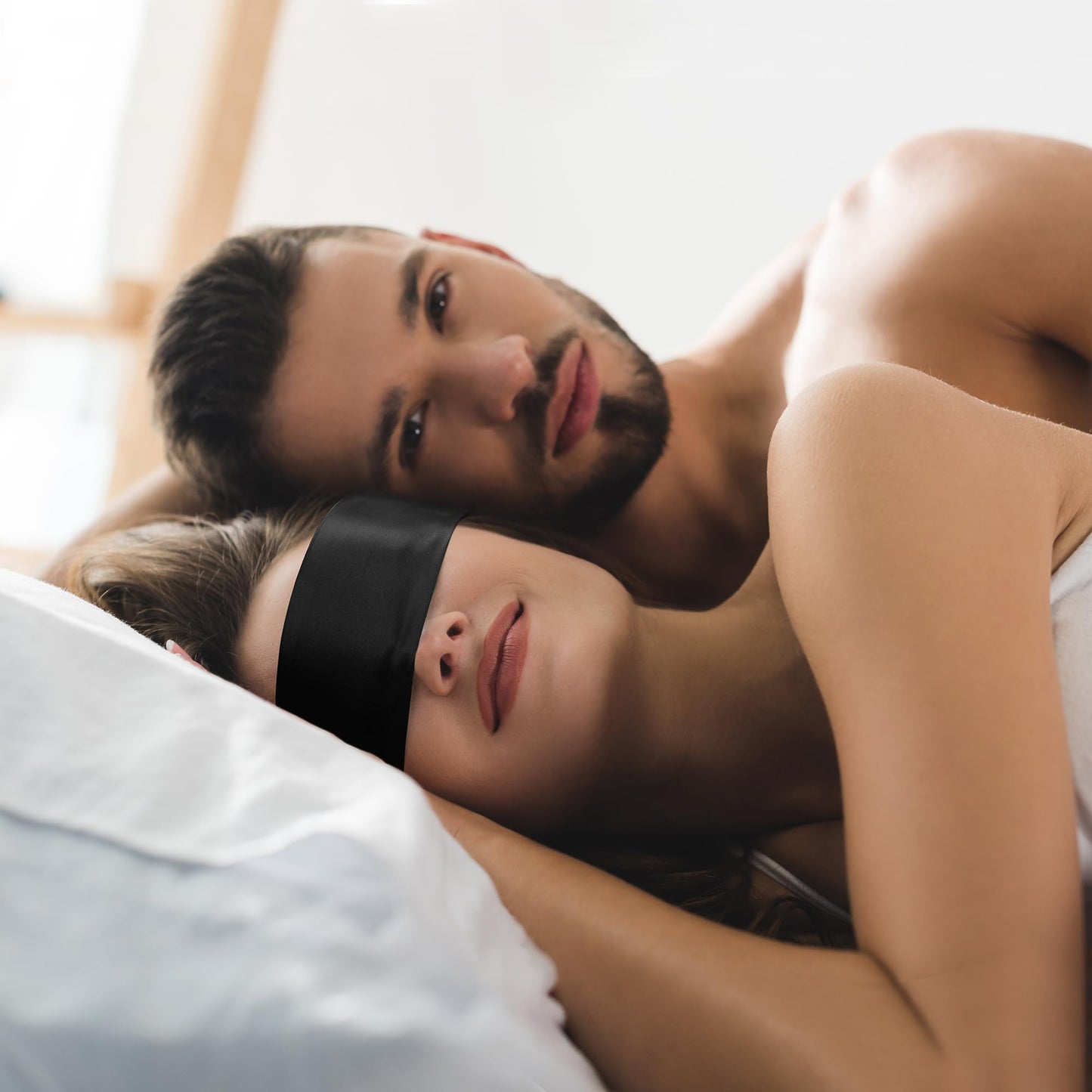 FRESHME Satin Sleep Mask - Comfortable Eye Mask Blindfold for Women Men Soft Adjustable Blackout Eye Cover Shade for Night Sleeping Travel Meditation Pure Black Valentine's Day Gift 160cm/63in