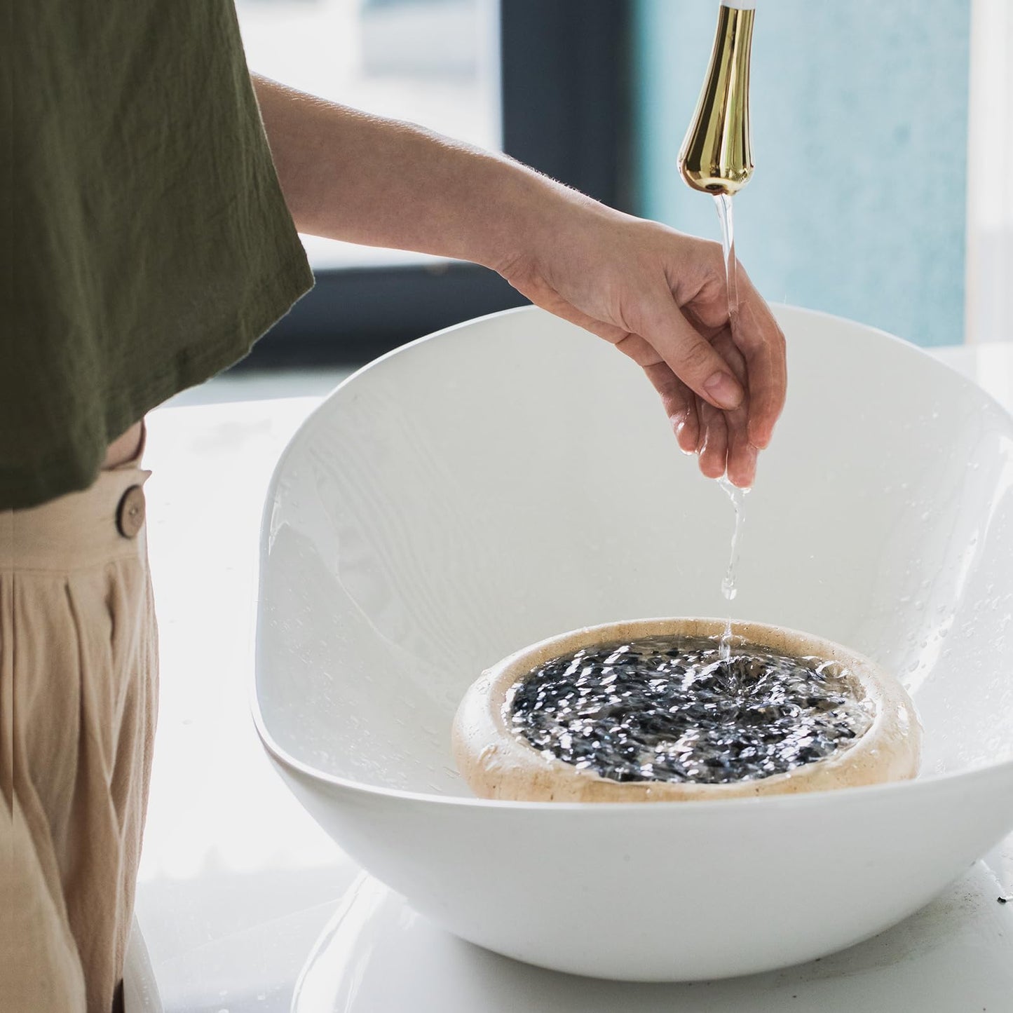 KISMETICS - Weighted Eye Pillow for Relaxation, Sleeping, Yoga, SPA and Travelling, 100% Natural Crystals Mixed with Labradorite and Obsidian, Cooling Eye Pillow, Reusable, Relaxation Gift for Women