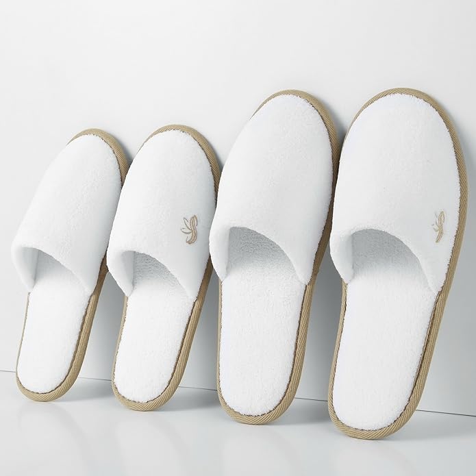 BERGMAN KELLY - Spa Slippers - Disposable Indoor House Slippers - Closed Toe House Shoes for Men & Women - Value Pack Hotel Indoor Shoes for Guests - Washable & Reusable for Travel & Wedding