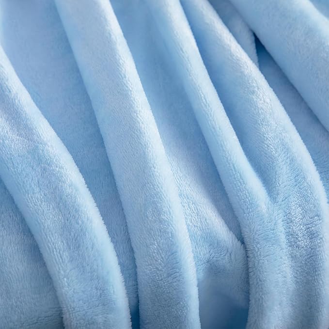 JIAHANNHA Light Blue Throw Blanket Fleece Blanket Throw Size(50 by 70 Inches),Super Soft Cozy Plush Blanket for Couch Sofa Bed,Lightweight Warm Bed Blankets for Adults,All Season